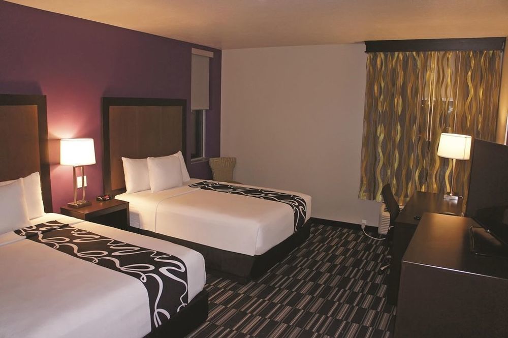 La Quinta By Wyndham Cedar Hotel 3*